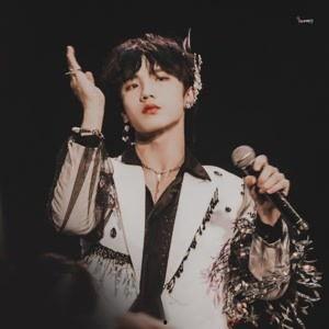 明星新闻爆料p图素材,P图素材揭秘幕后真相  第2张